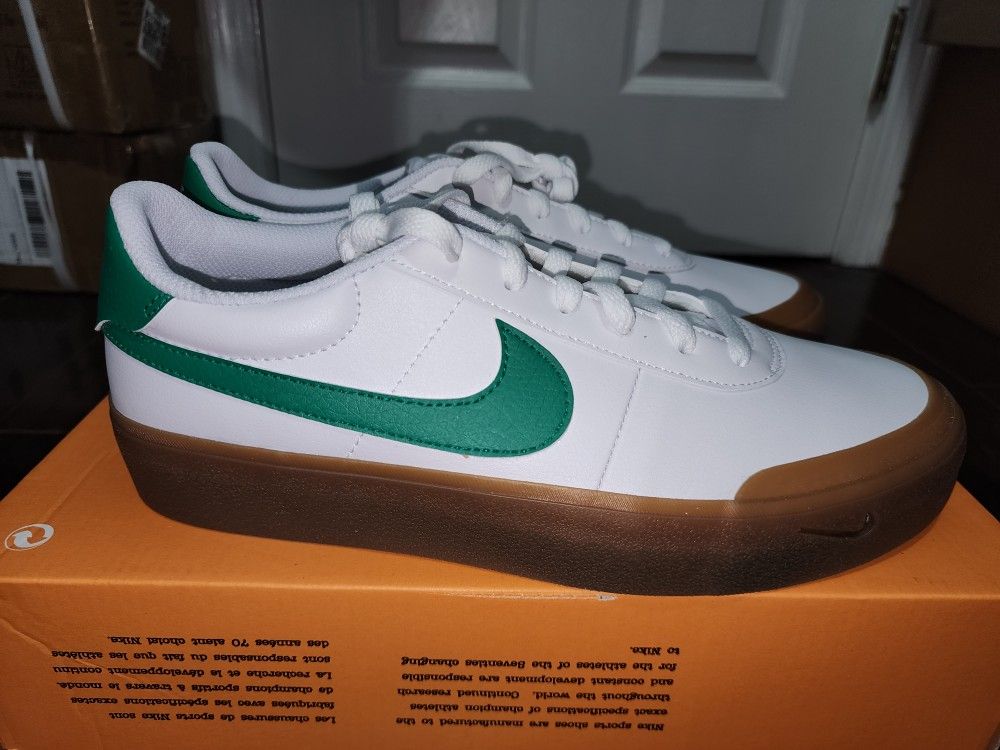 Nike Court Shot (Green/Gum) - Size 8
