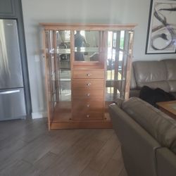 China Cabinet - MAKE OFFER