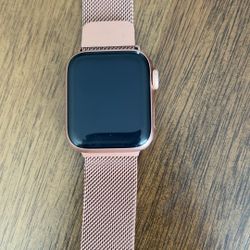 Apple Watch Series 6 