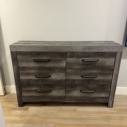 6 Drawer Dresser