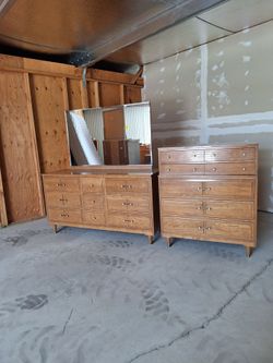 Vintage Mid-Century Dresser's Set c.1960’s