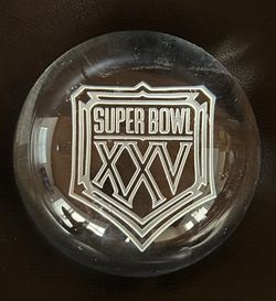  SUPER BOWL XXV Glass Paperweight Buffalo Bills New York Giants 1991