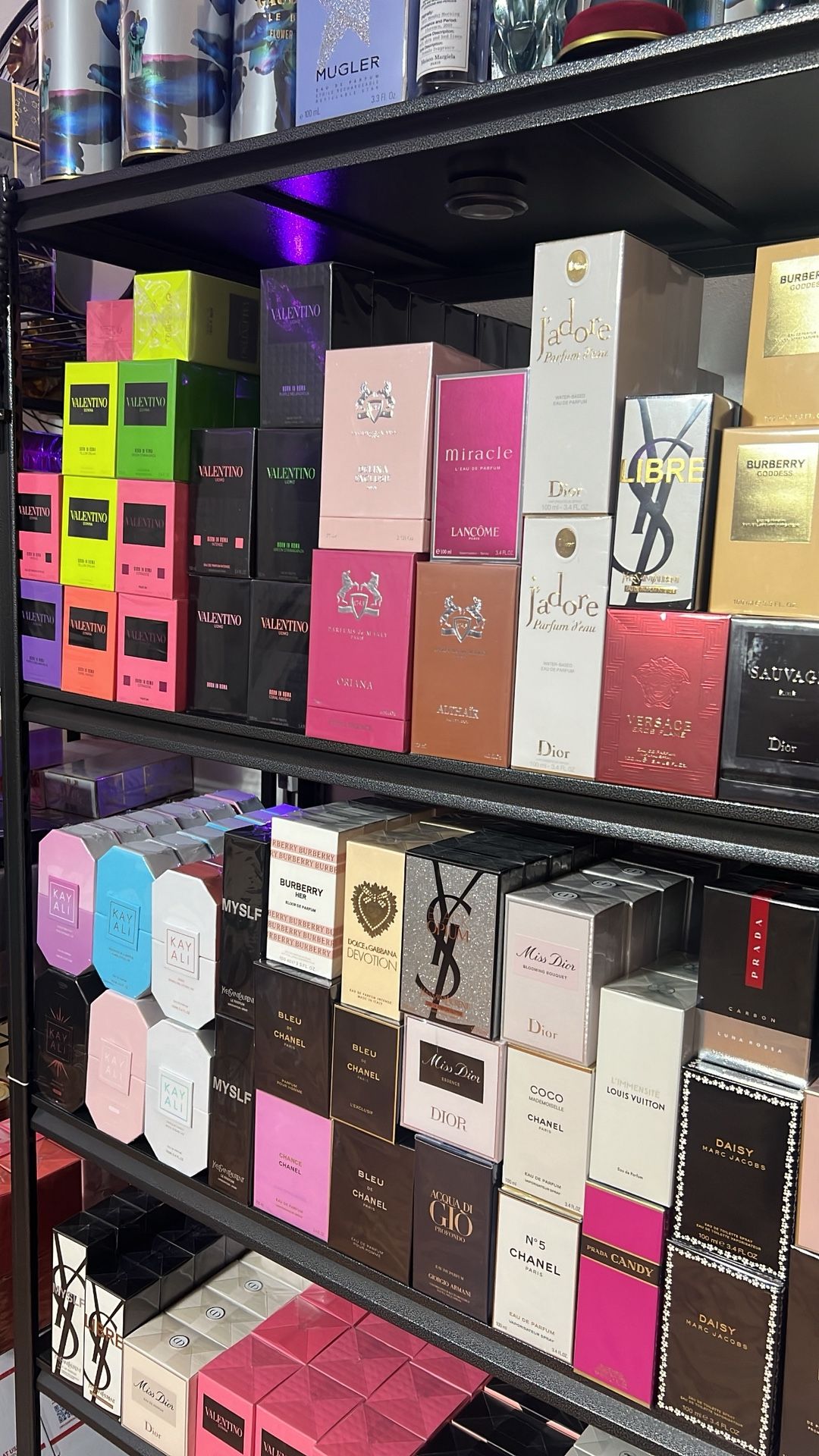 Bulk Wholesale Mayoreo Men And Female Perfumes For Sale All New Sealed With Great Deals