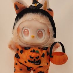 HALLOWEEN COSTUME FOR LABUBU/LAFUFU DOLL AND BUCKET INCLUDED 