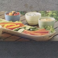4 Dip Bowls and Tray