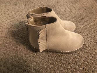 Cute Gap girls boots size 9