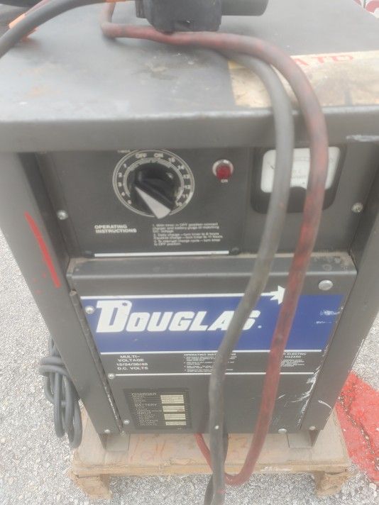 Electric Forklift Charger