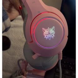 Pink Gaming Headset With Mic