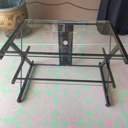 TV. TABLE 