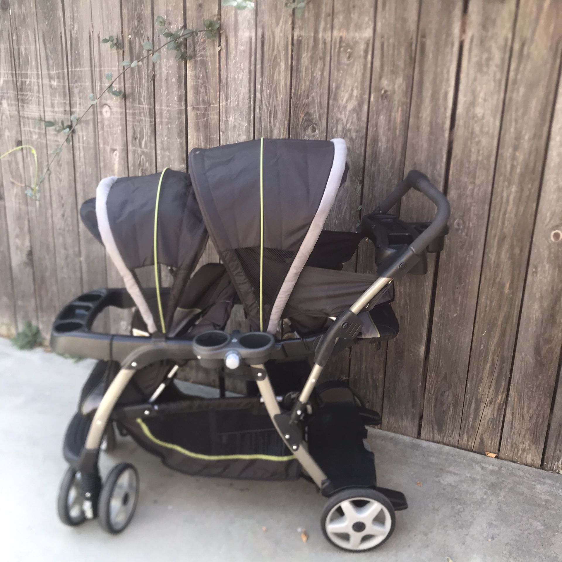 Graco click connect double stroller