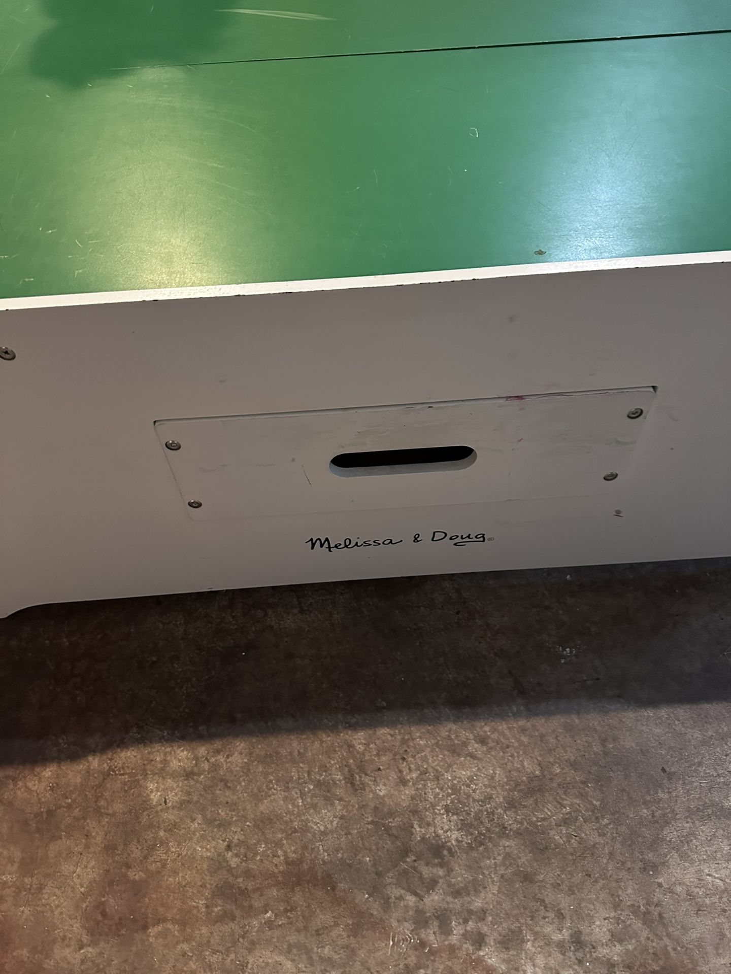 Melissa & Doug Kids Table