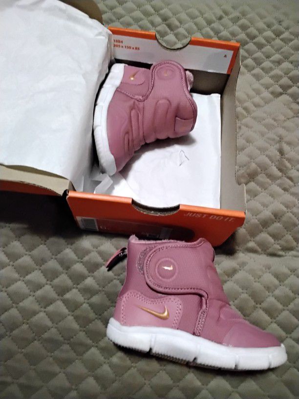 Nike Toddler Boots