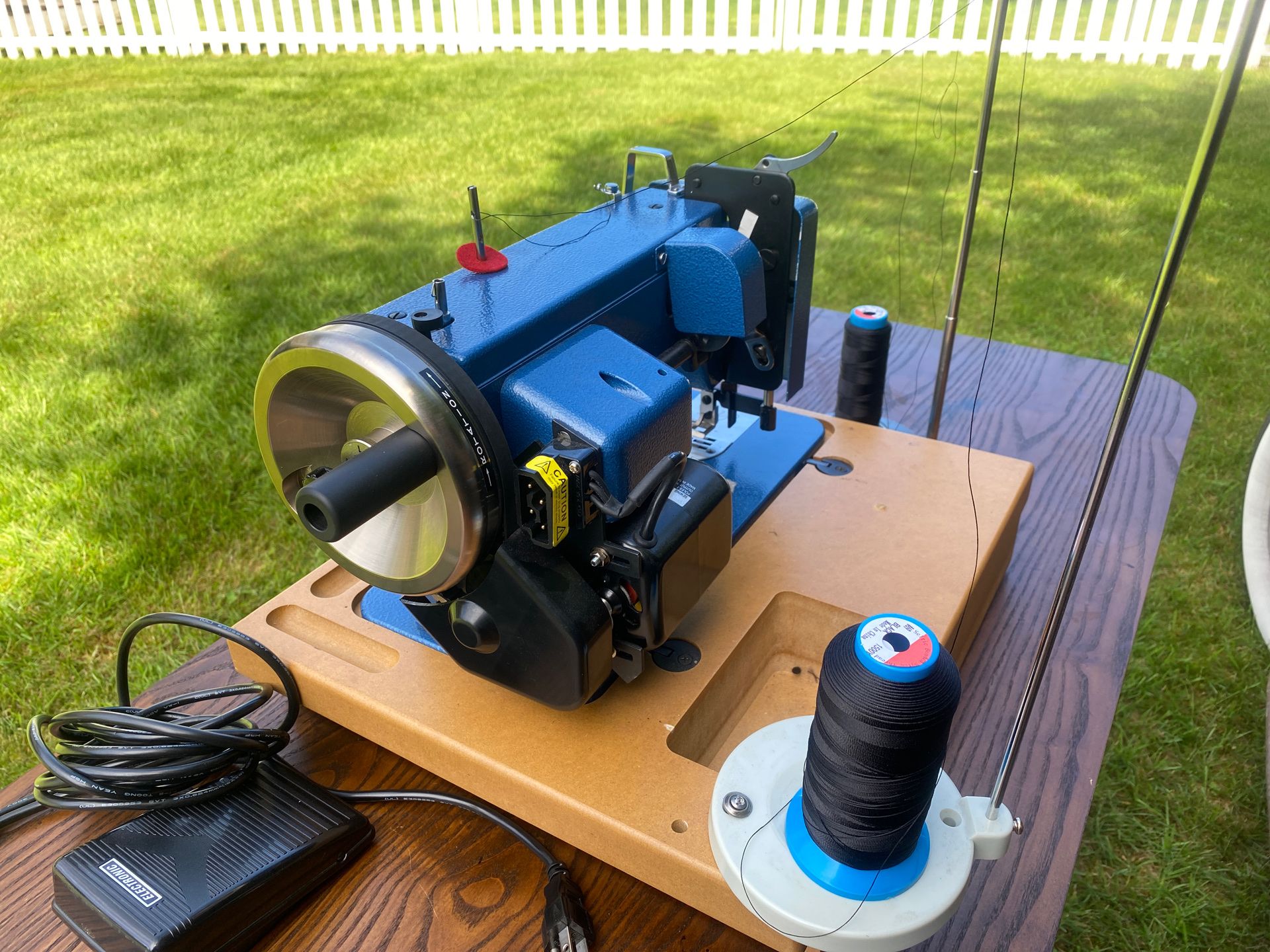 Like new sale Sailrite LSZ1 Sewing machine plus extras for Sale in