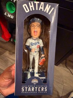 Dodgers Shohei Ohtani bobble head “Starters Series”