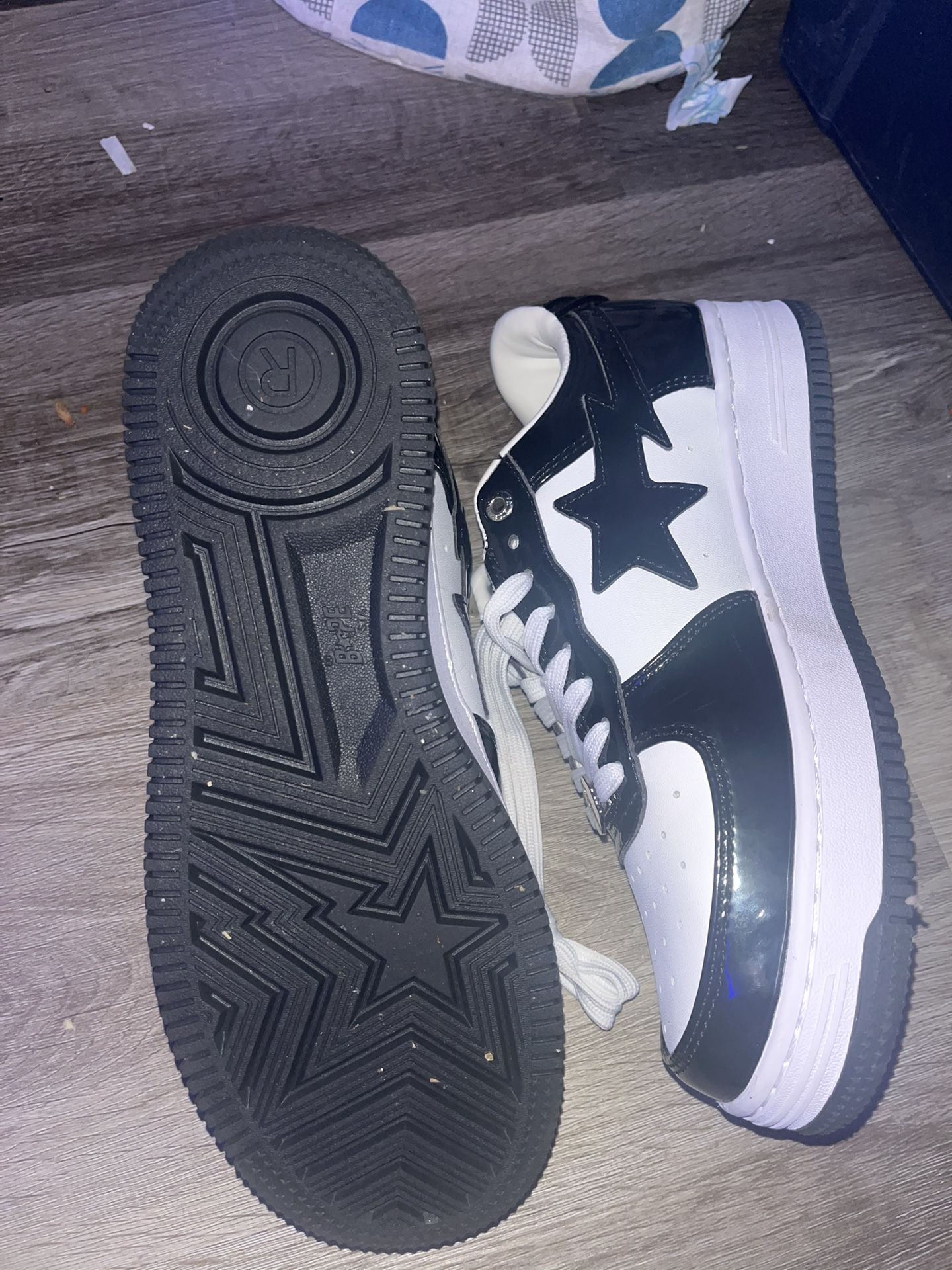 Black And White Bapes Size 8