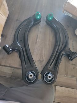 2013----2019 Nissan Sentra , nv200, lower control arms part#  K622159----- K622160