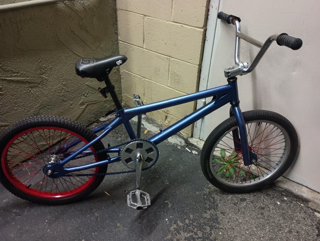GT Bmx 20 Inch Bike w/ All GT Stamped Parts for Sale in Glendora