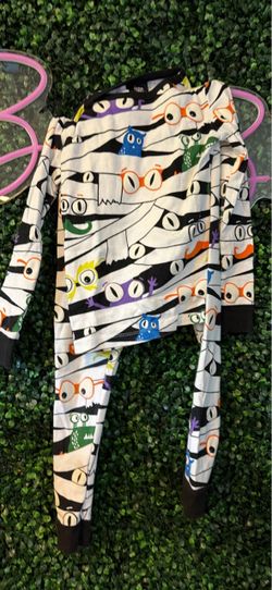 🎃 2-Piece Kids Halloween Pajama Bundle 🎃