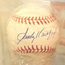 Sandy  Koufax Autographed baseball 