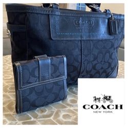 Coach Gallery Black Signature C Jacquard Canvas Leather Tote Bag/wallet set