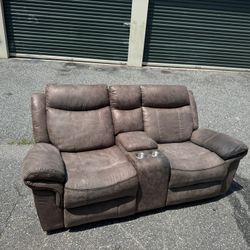 Reclining Love Seat