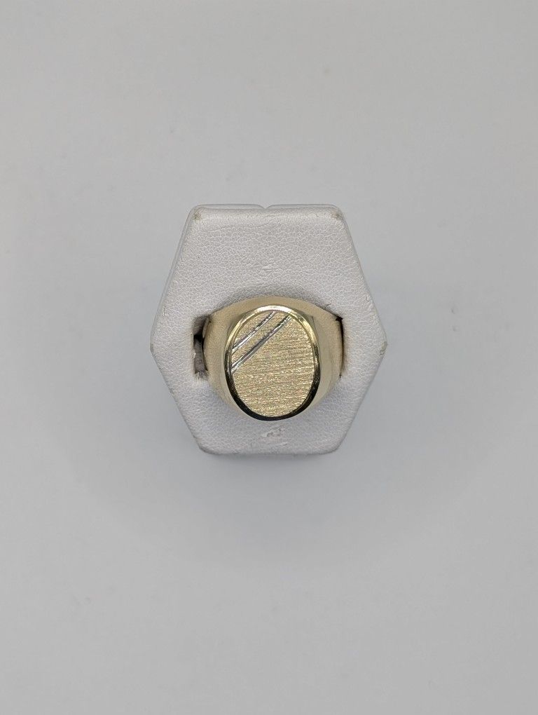 Blank 14kt Yellow and White Gold Plate Ring weighing 7.50g