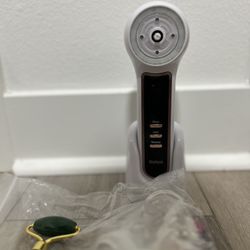 Blackhead Remover + Massage Roller