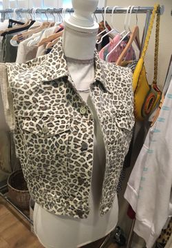 CALVIN KLEIN VEST SIZE S