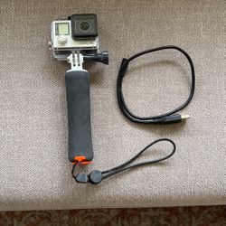 GoPro Hero 4 (w/ Case!) - OBO