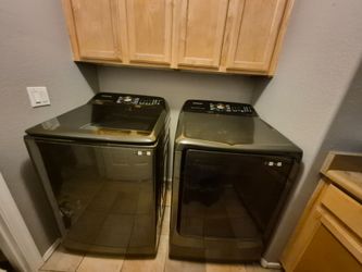 MOVING SALE... MUST GO TODAY!!!