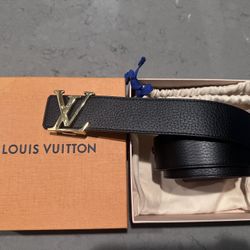Louis Vuitton LV Initiales Black Leather Belt 