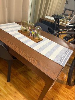Ekendale Ikea expandable Table