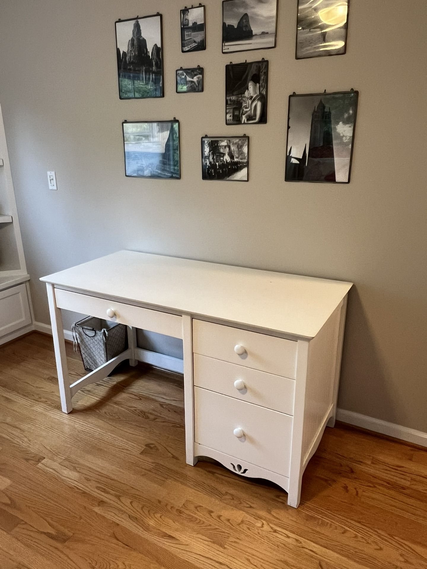 White Desk With Drawers