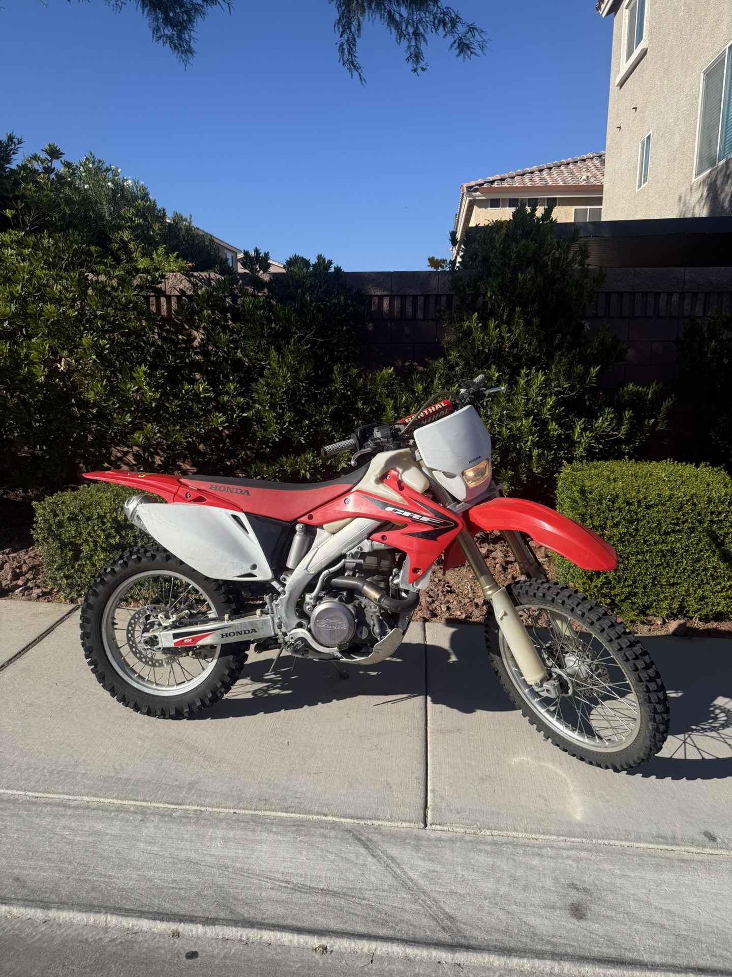 Protezioni Telaio Nere Pryme Per Honda CRF450X (2005-2017) – Grip Tape Adesivi