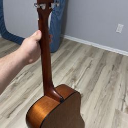 ACUİSTİC GUITAR 