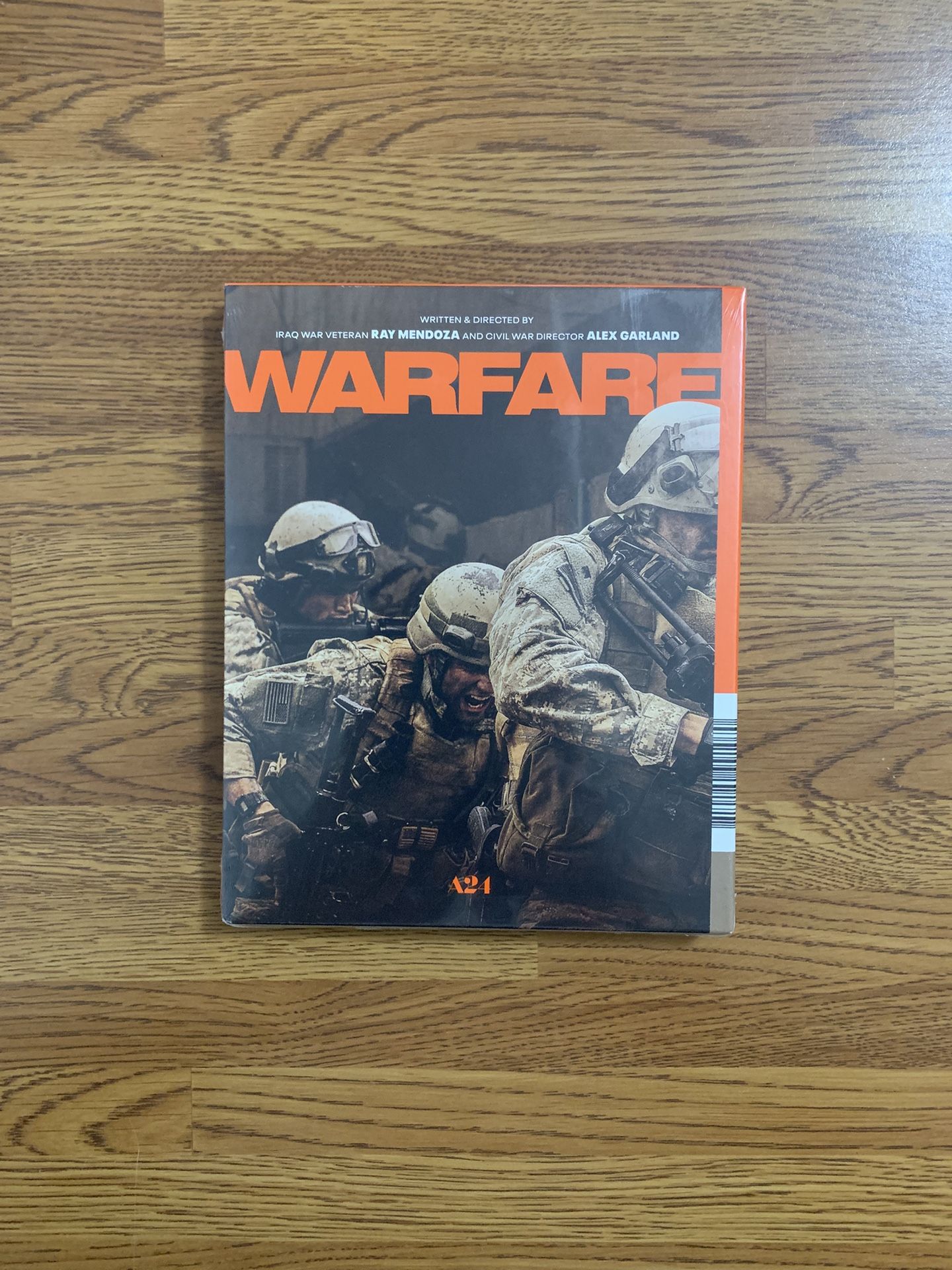 Warfare (A24 Shop Exclusive) [Special Edition] Blu-ray Combo Pack (Blu-ray + Collectible Postcards)