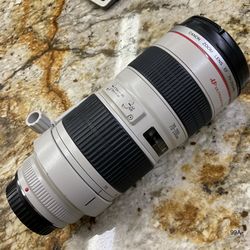 Canon EF 70-200mm f/2.8L USM Lens