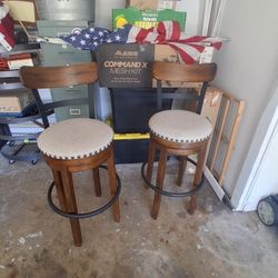 Bar Stools On A Swivel $75 a Piece