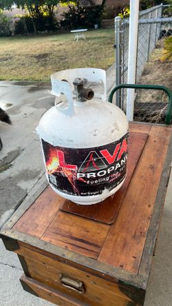 Full propane tank