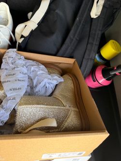 Après Gold Glitter Boots in Box
