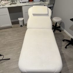 Spa Facial / Massage Bed With Adjustable Backre  
