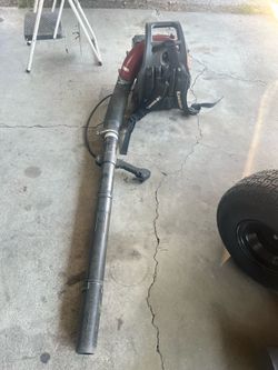 Kawasaki backpack leaf blower
