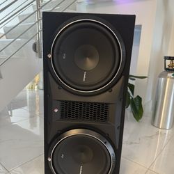 Like New P2-2X 12" 1600W Dual Loaded Enclosure Subwoofers