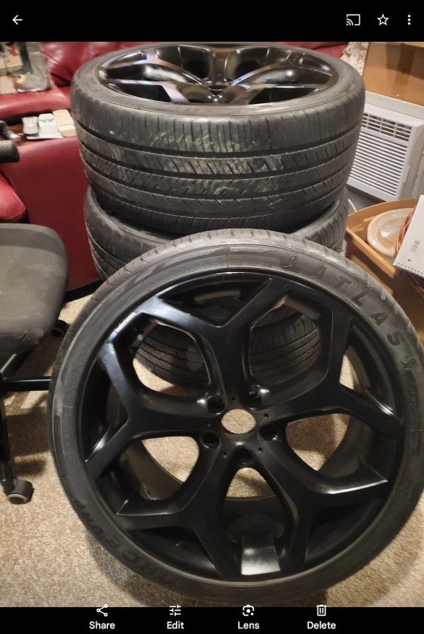 BMW X5 22-in Rims New Atlas Tires 285