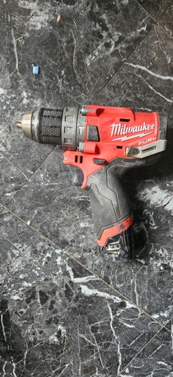 Milwaukee m12 fuel hammer drill