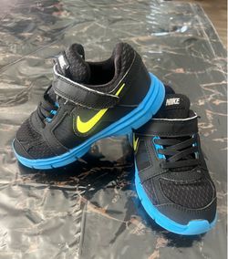 Boys Nike