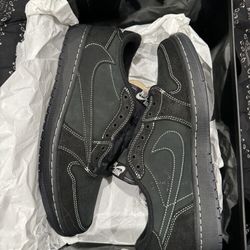 Travis Scott X Jordan 1 Black Phantom
