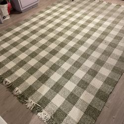 8 X 10 Area Rug