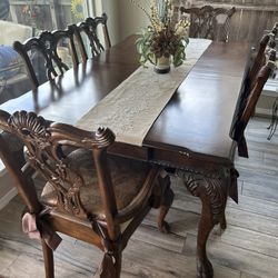 Table And China Cabinet From Havertys Hooker Furniture 