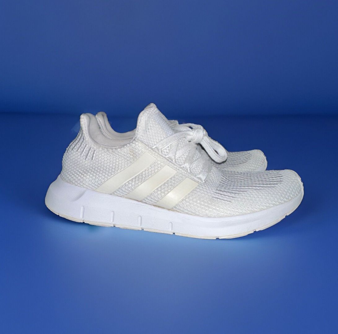 Size 8.5W adidas Used Men’s Swift Run White Copper Metallic